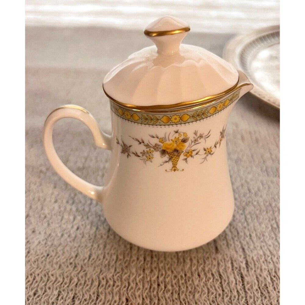Mikasa Romi Pattern 5827 Creamer Fine China Tableware‎ Yellow Flowers